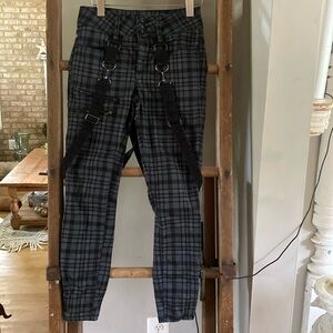 HOT TOPIC DENIM HI RISE SUPER SKINNY SUSPENDERS STRETCH 5 GIRLS